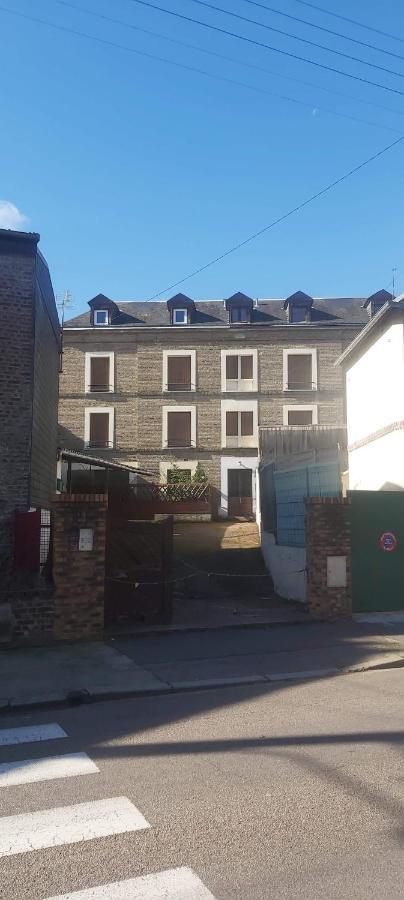 Le Famillial , 2 Chambres Doubles Lits Faits Et Serviettes De Toilette Fournies Avec Parking Prive 1 Voiture, Netflix, Disney Plus Disponible Dieppe Exterior photo